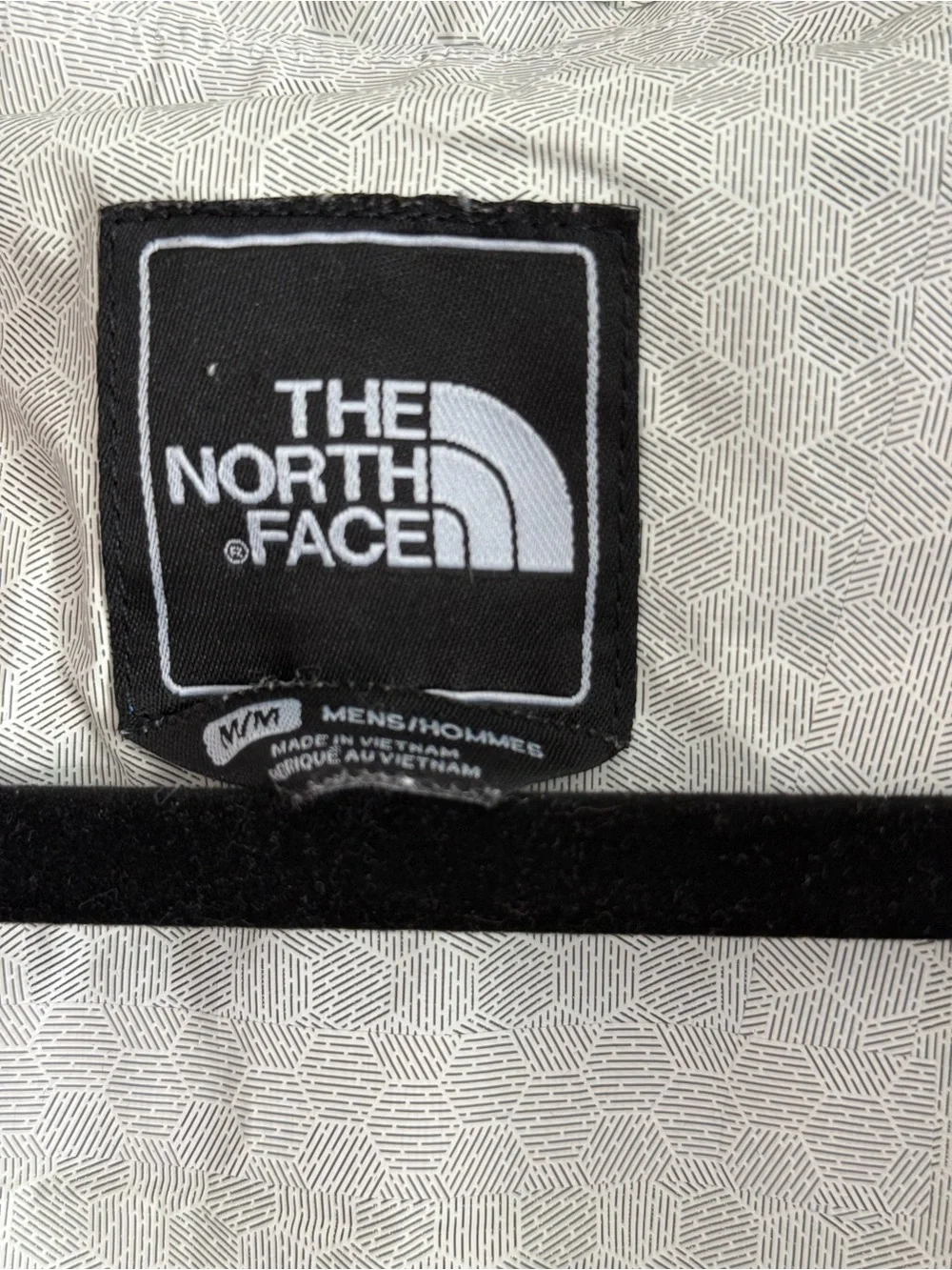 The North Face men’s blue raincoat/shell